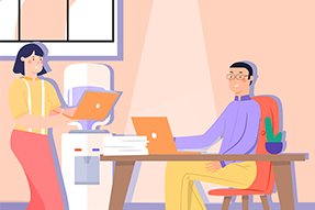 每日分享：人事外包与传统人事管理的比较